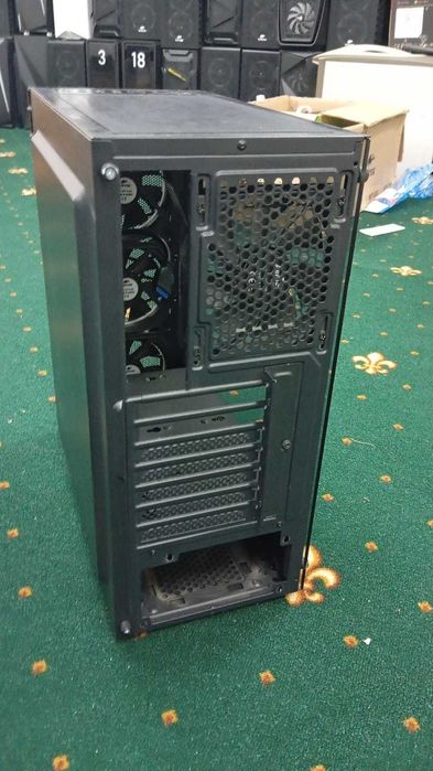 Корпус для ПК со стеклом