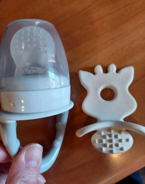 Accesorii alimentatia bebelusului