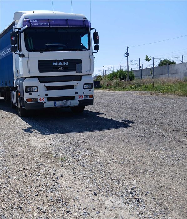 Vând / schimb ansamblu camion standard