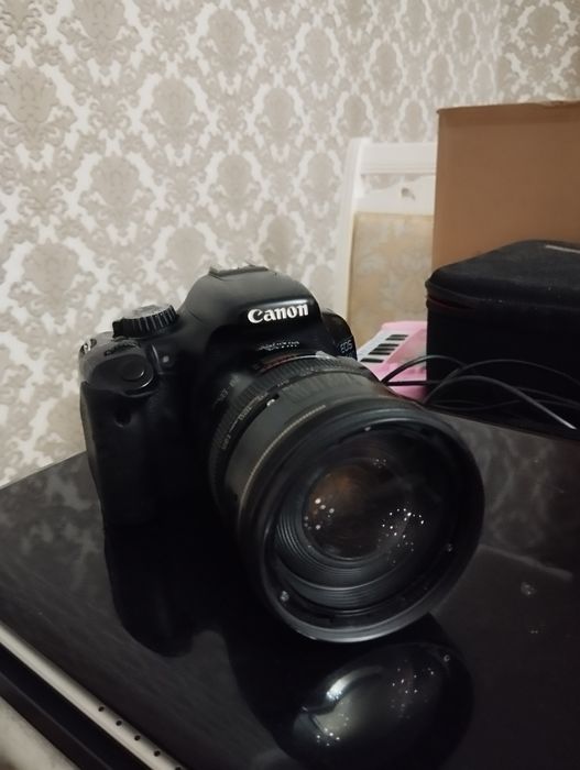 Фотоаппарат Canon EOS 550D