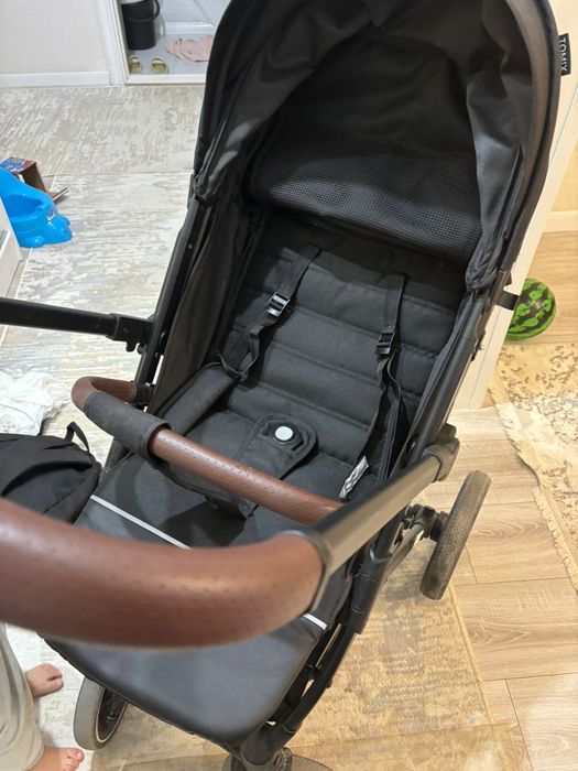 Продам коляску Tomix