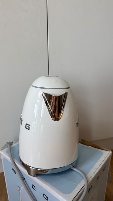 Fierbător Smeg 1,7 l
