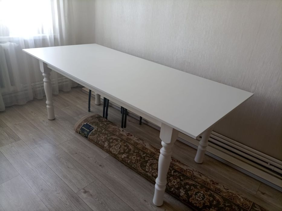 Продам Стол столовый