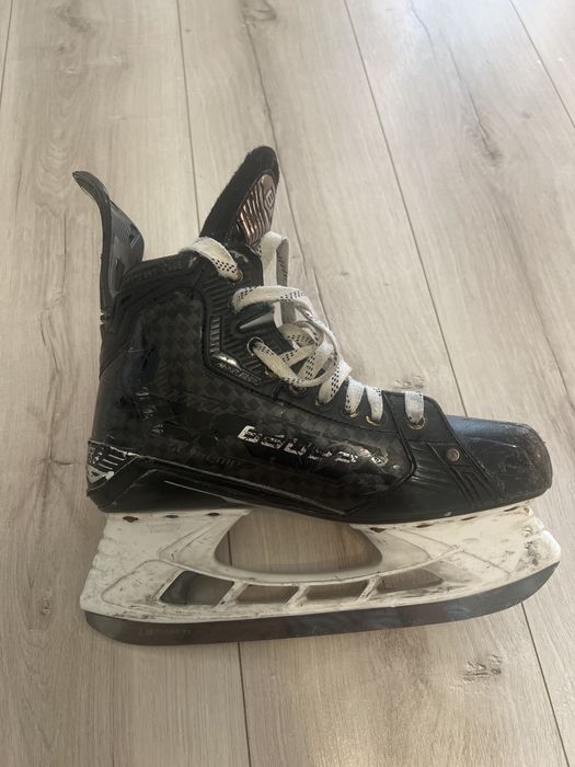 Продам коньки Bauer