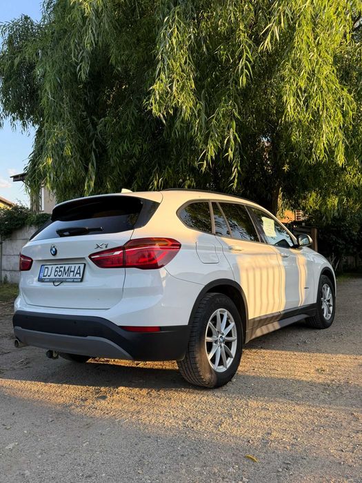BMW X1 2016 — imagine 3