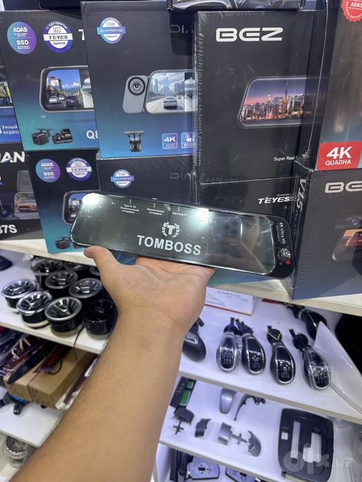 Registratir TOMBOS T 16 madel oldi kamerq 4k salon 2 k orqa kamera 2 k