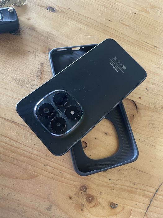 Vând xiaomi 15 pro 5 g