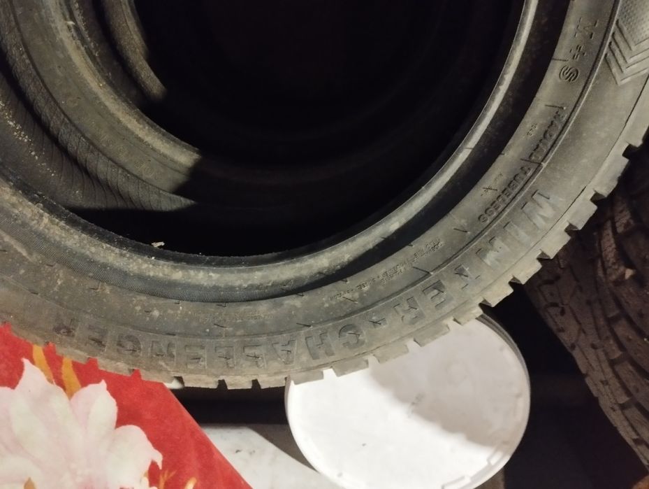 Продам зимнию резину