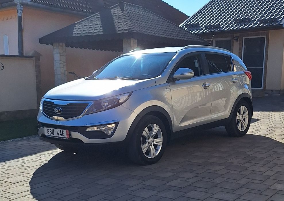 Kia Sportage / 4X4  2.0 DIESEL 136 CP