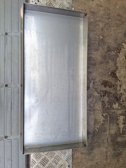 Tăvi de inox alimentar