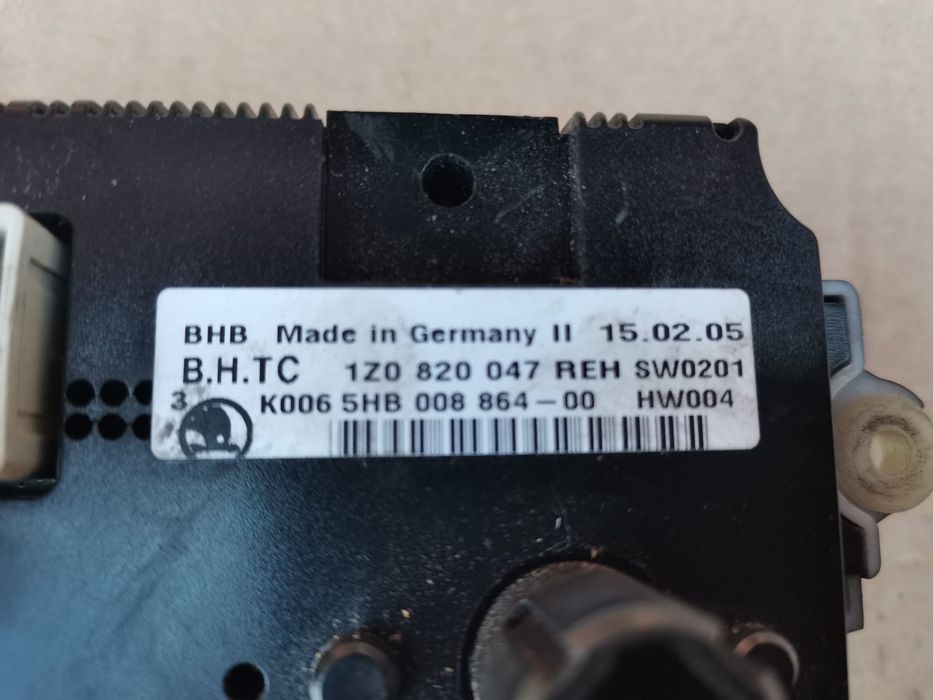 Panou comanda clima climatronic 1Z0820047 skoda octavia 2 1.9 tdi bkc
