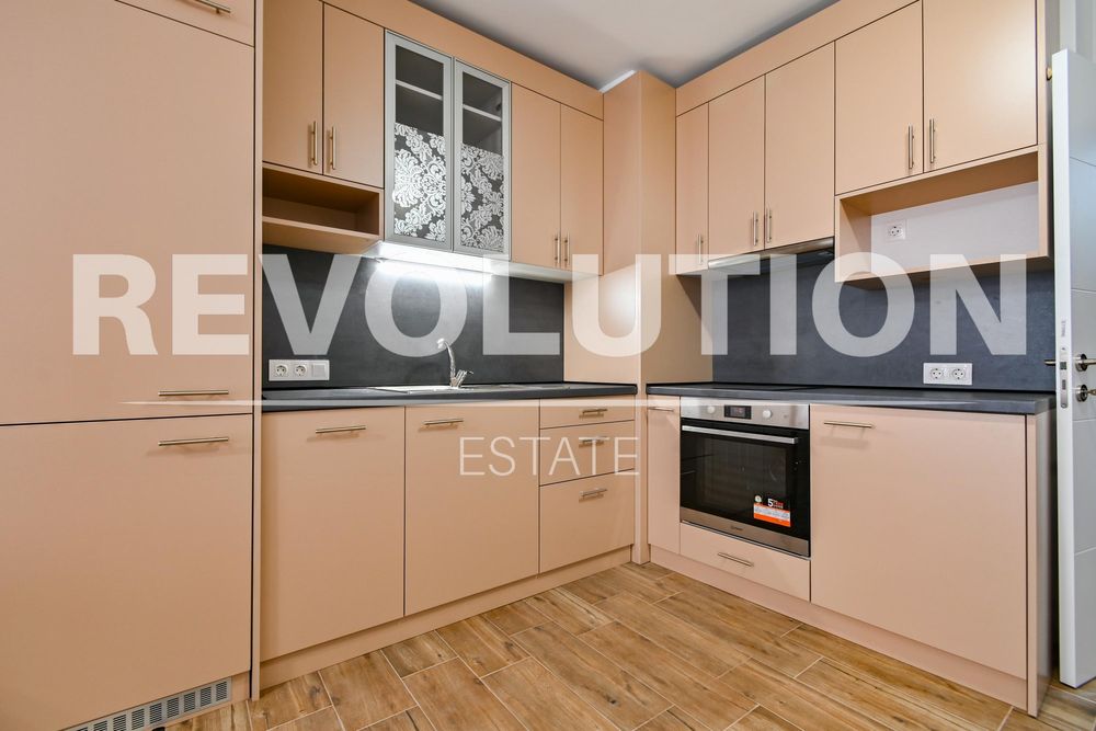 Дава се под наем Тристаен апартамент в София, Дружба 2 - 100 кв.м за 650 € - Снимка #2