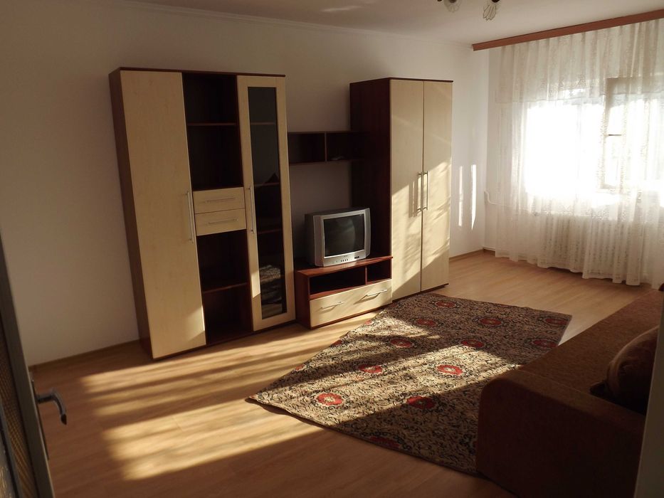 Vand Apartament cu 2 camere in zona Dacia - Constanta