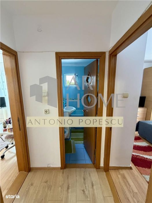 Apartament 4 camere, centrala proprie, Ploiesti, zona Republicii