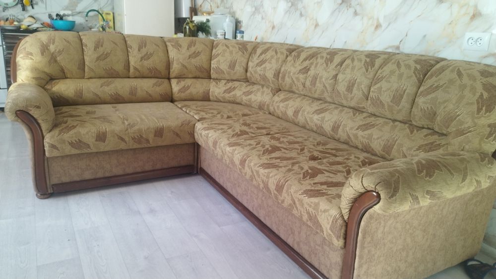 Угловой диван с креслом