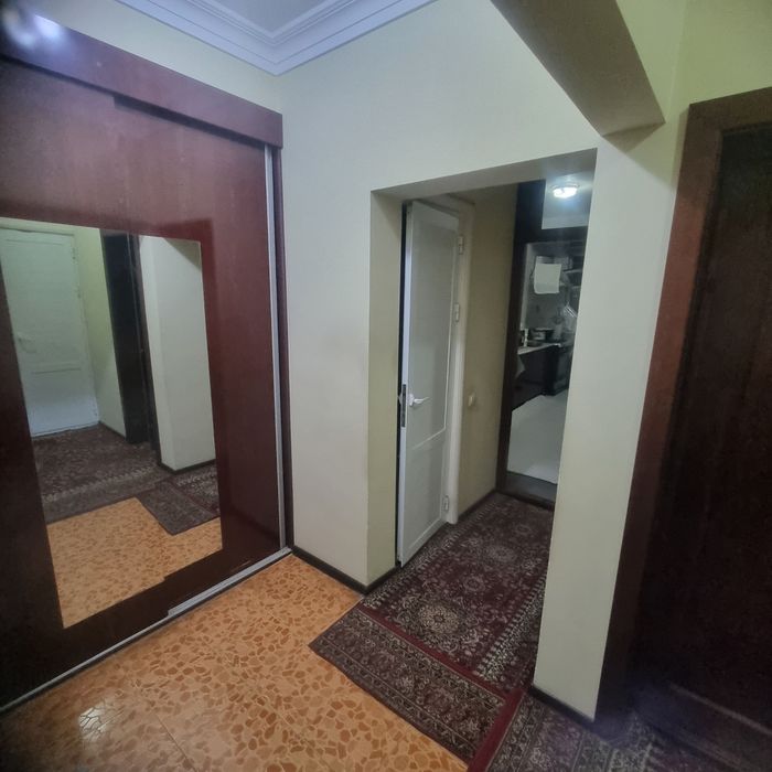 Sebzorda 3 xonali kvartira sotiladi, G'ofur g'ulom metrosi yonida
