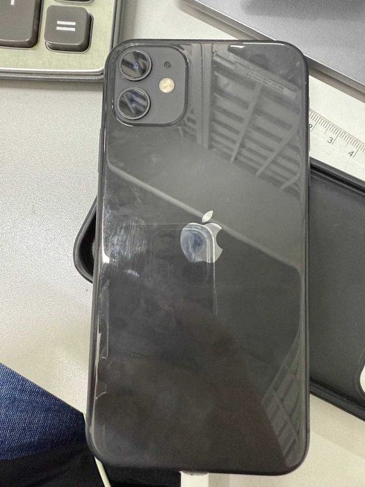 Apple iPhone 11 [ЛЕНГЕР] ЛОТ: 104/7612