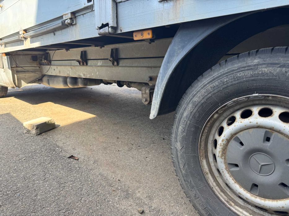 sprinter 906 clima fabr 2010 cu bena 4.2m x 2.10m