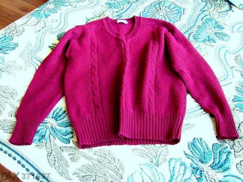 Продавам нови пуловери,естествена вълна