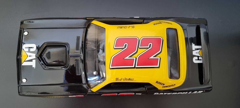 ERTL Racing Champions (Autoworld) 1971 Plymouth Barracuda Nascar Caterpillar NU AutoArt
