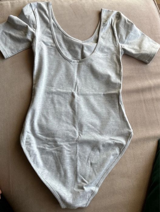 Body-uri noi dama alb si gri, S si M