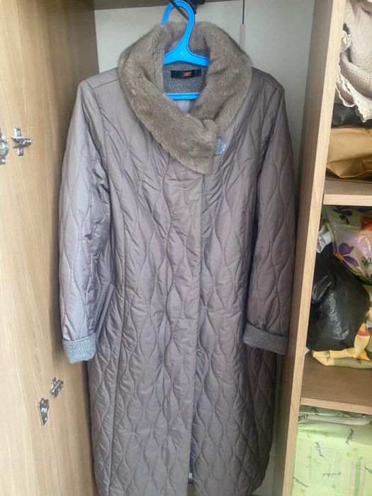 Продам демисезоние пальто