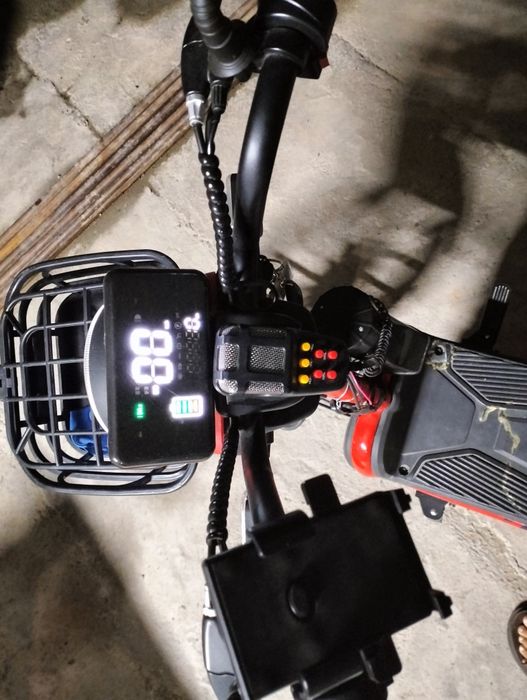 Продам электро велосипед(скутер)