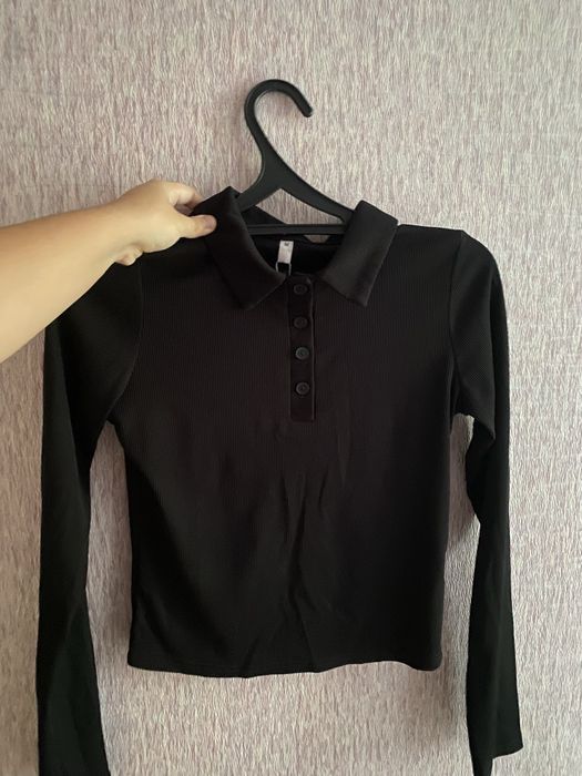 Продам кофточку лонгслив