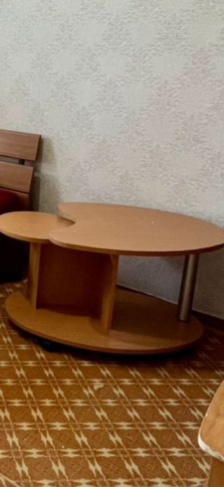 Журнальный столик