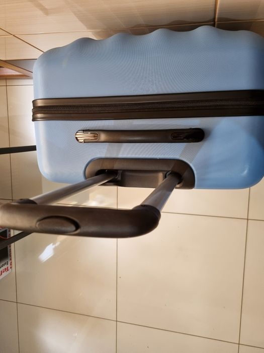 Troler voiaj cu patru roti 73/48/30 culoare bleo