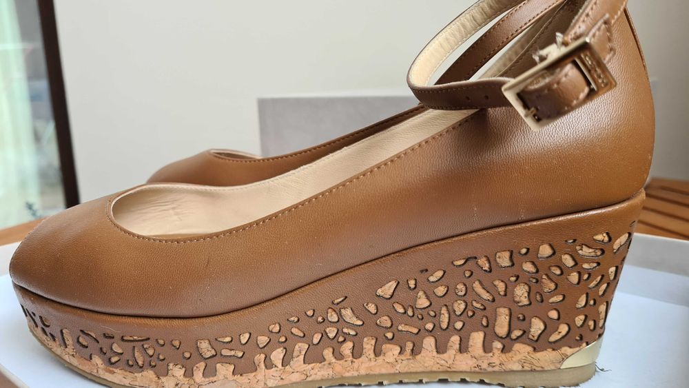Оригинални сандалети на Jimmy Choo