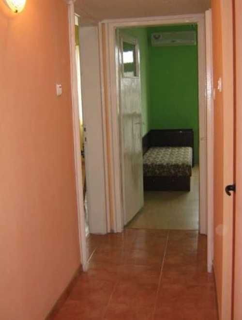 Дава се под наем Тристаен апартамент в Бургас, Братя Миладинови - 100 кв.м за 250 € - Снимка #3