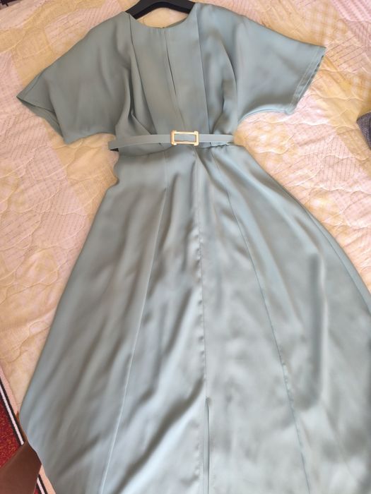 Дамска нова рокля