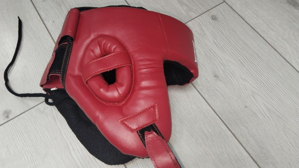 Боксерски шлем .