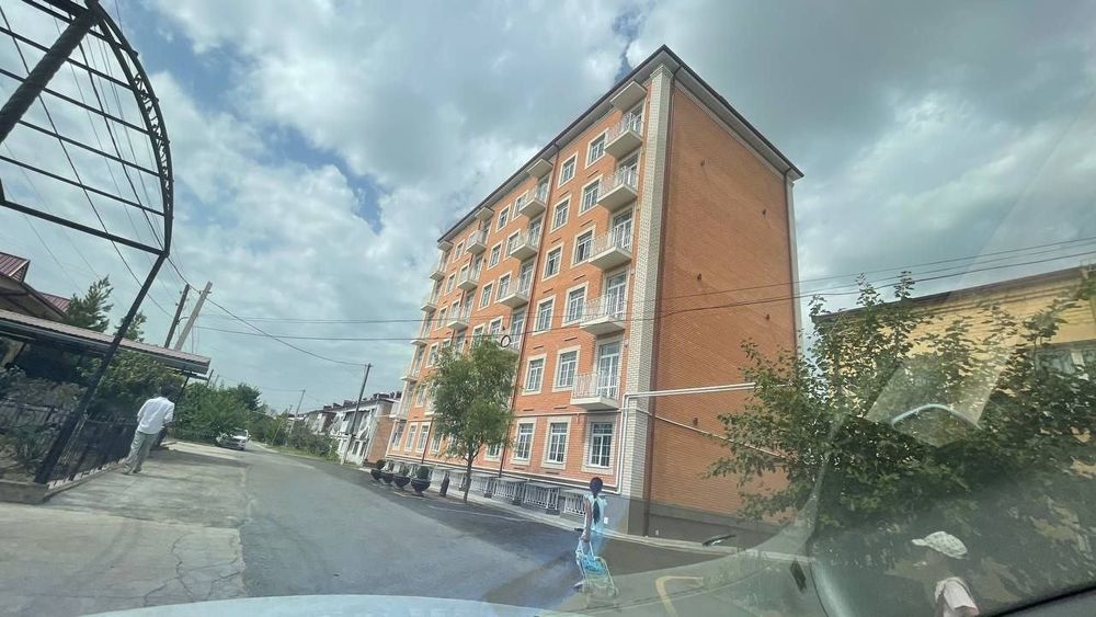 Navastroyka Dom sotiladi