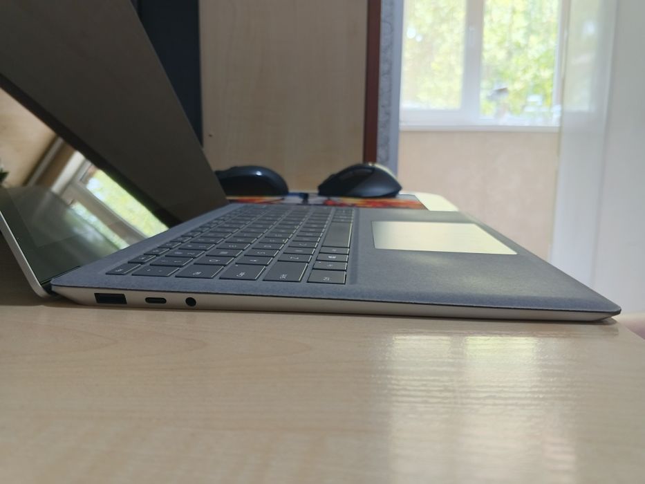 Microsoft Surface 4 13,5" Touch 2K/RYZEN 5 4680U/8GB LPDDR4/256GB NVMe