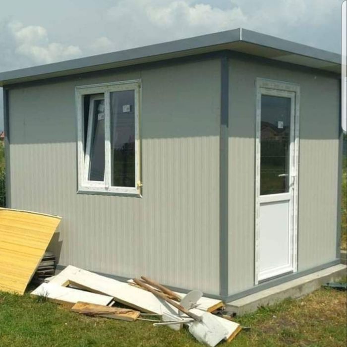 Vând case garaje containere