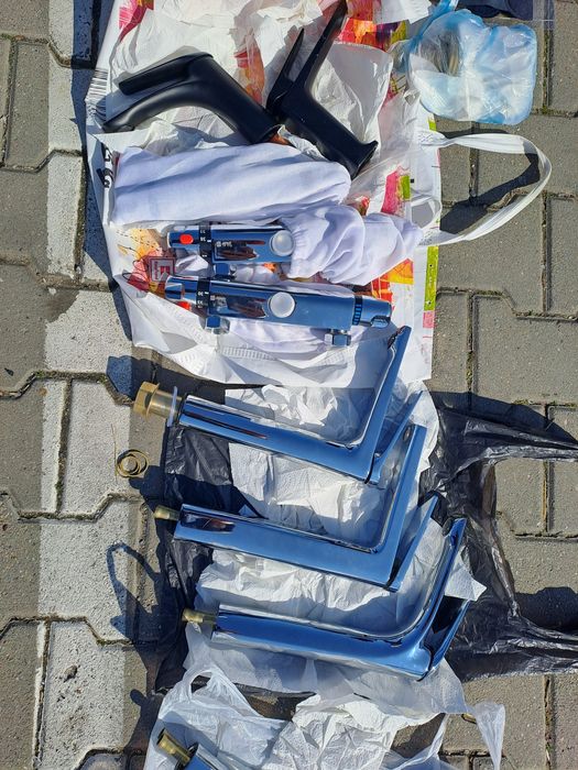 Bateri baie 100lei bucata noi