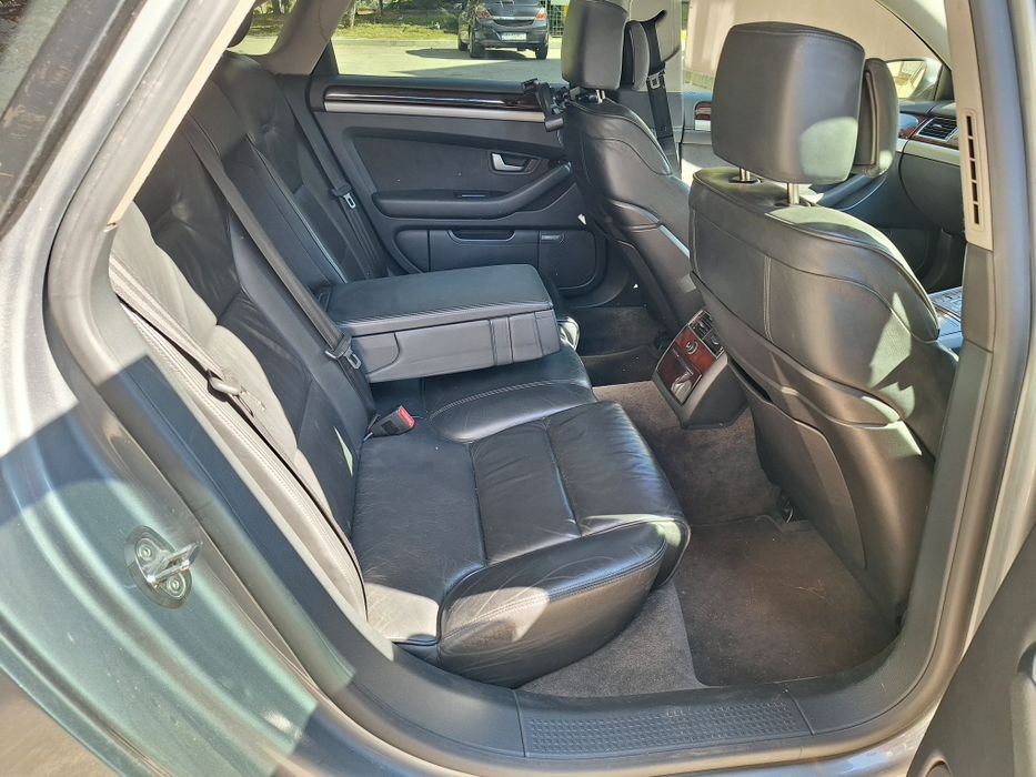 Audi A8 3.0 2007 270cp