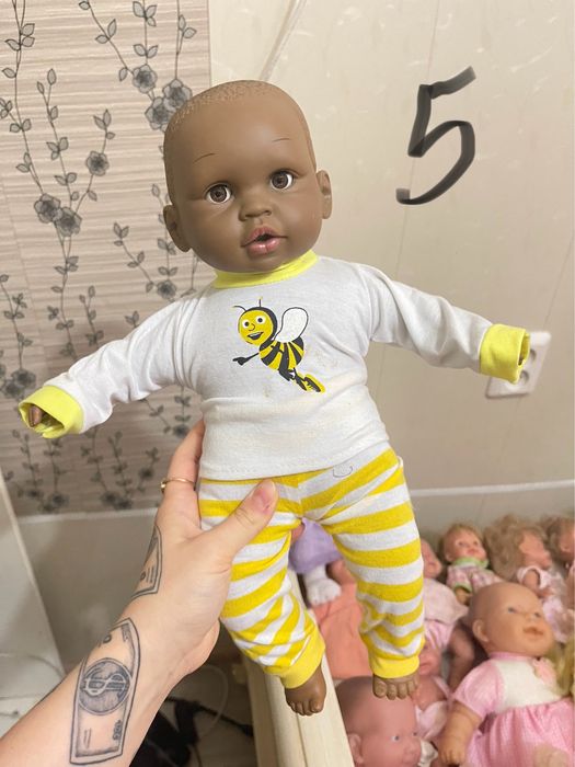 Срочно продам кукол