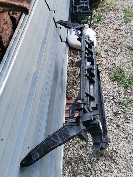 Очиларка за Audi Q2