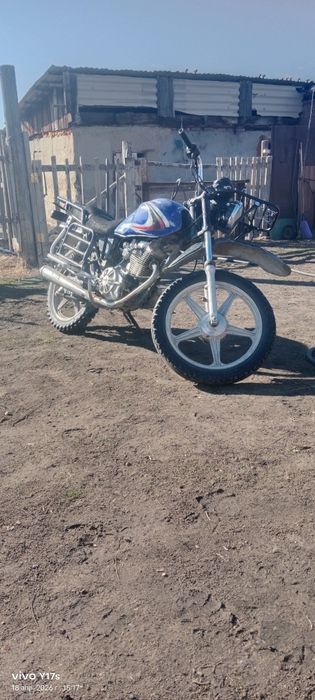 Мотоцикл Яки 200 куб