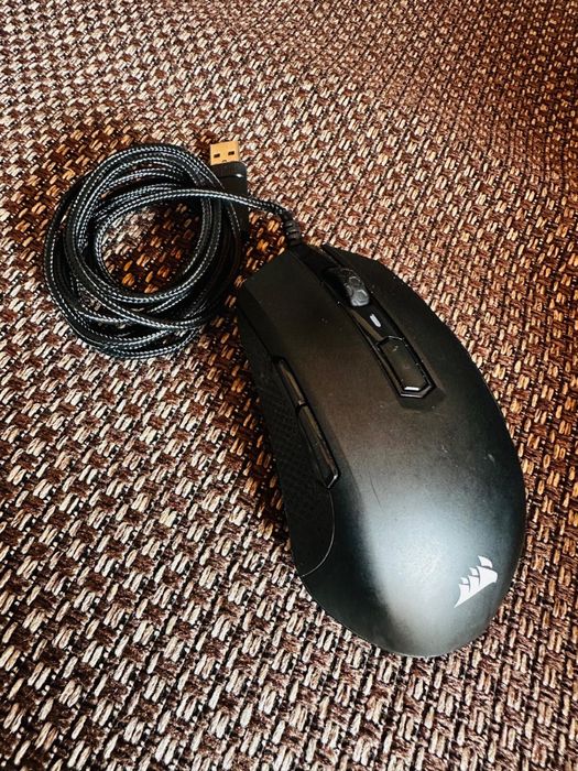 Se vinde mouse Corsair M55 RGB