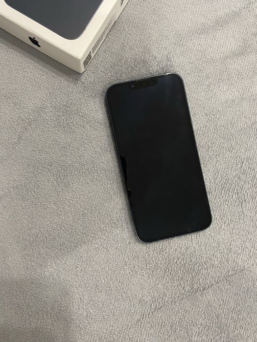 Айфон iphone 13 темно синего цвета