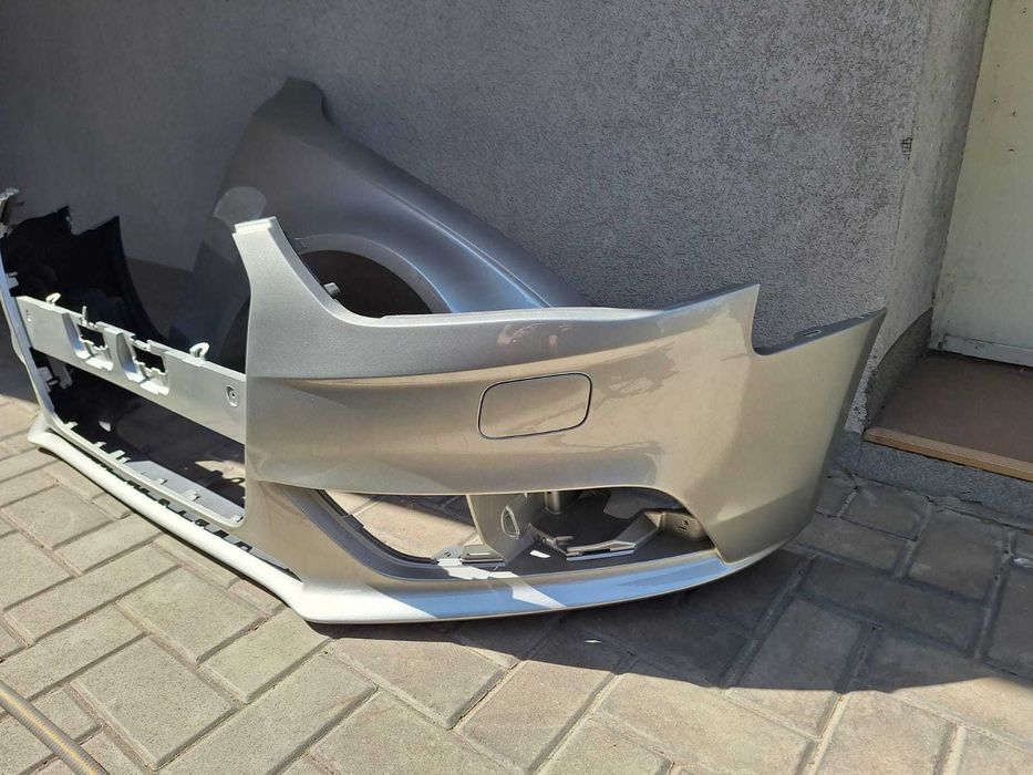 Bara & Aripa Fata Dreapta Audi A4 B8 An 2011-2015 Vopsita Auriu