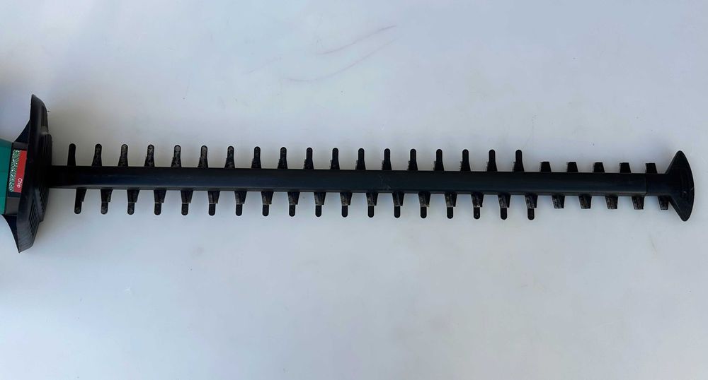 Акумулаторен тример Bosch ART 26-18 Li и храсторез Bosch AHS 55-20Li