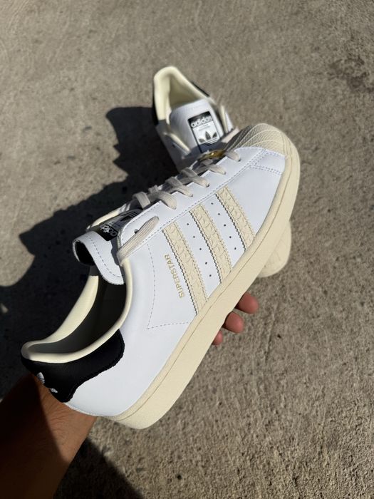 Adidas Superstar 82