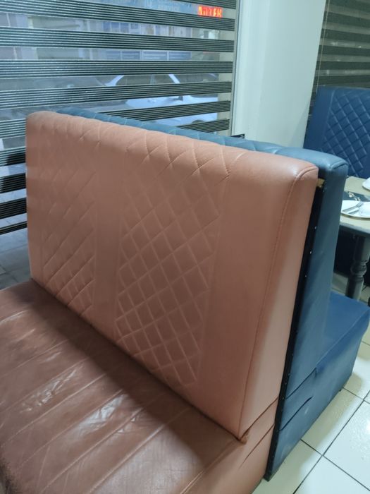 KAFE bar uchun DIVANlar sotilad