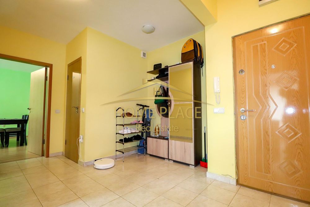 Тристаен апартамент Под Наем в района на Базар Левски