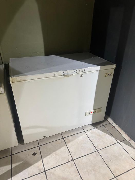 Продам морозильные камеры